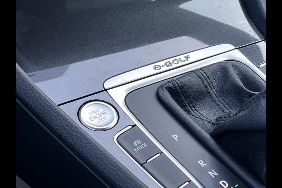 Volkswagen e-Golf e-Golf Verwarmde voorstoelen | Lederen bekleding | Achteruitrijcamera | Warmtepomp