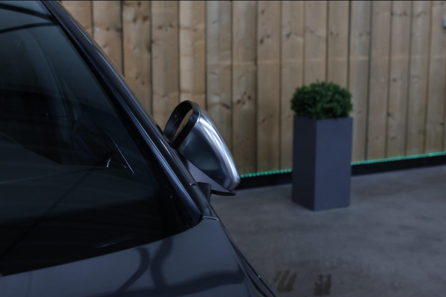 Volkswagen Golf 2.0 TSI 4Motion R *Pano*Dynaudio*DCC*Keyless*