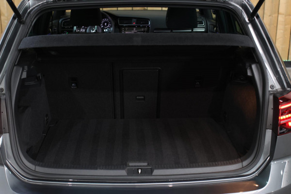 Volkswagen Golf 2.0 TSI 4Motion R *Pano*Dynaudio*DCC*Keyless*