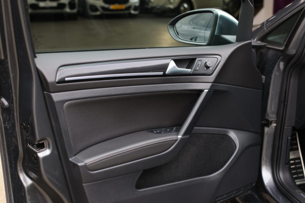 Volkswagen Golf 2.0 TSI 4Motion R *Pano*Dynaudio*DCC*Keyless*