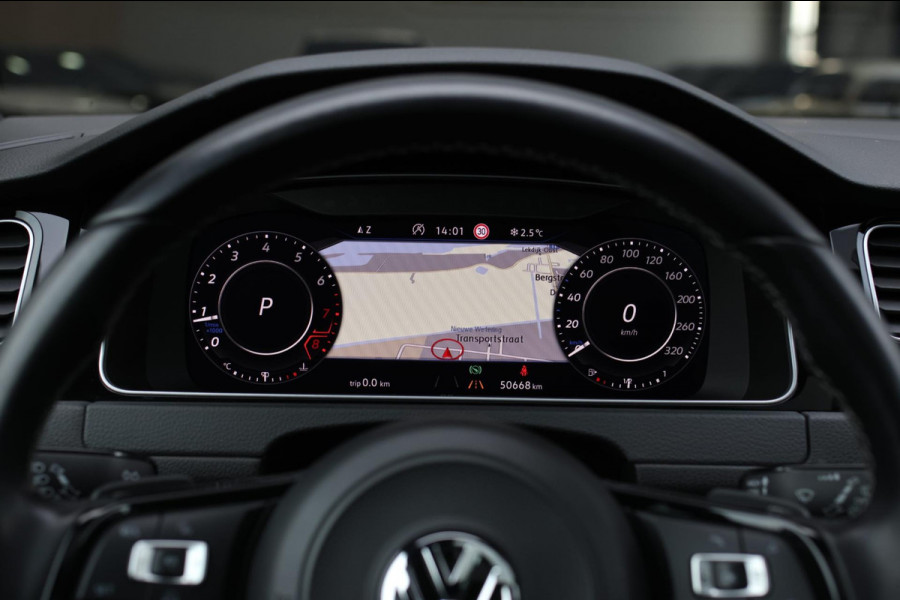 Volkswagen Golf 2.0 TSI 4Motion R *Pano*Dynaudio*DCC*Keyless*