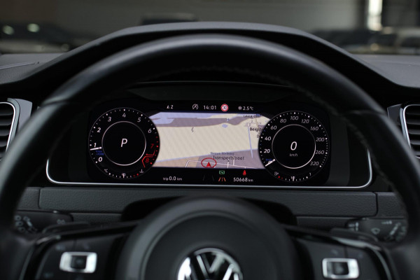 Volkswagen Golf 2.0 TSI 4Motion R *Pano*Dynaudio*DCC*Keyless*