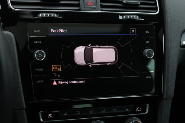 Volkswagen Golf 2.0 TSI 4Motion R *Pano*Dynaudio*DCC*Keyless*