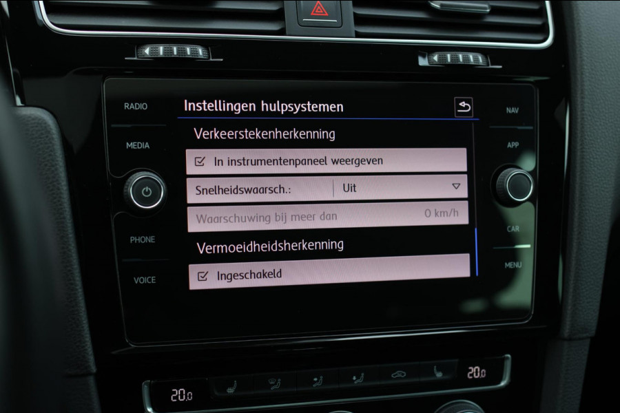 Volkswagen Golf 2.0 TSI 4Motion R *Pano*Dynaudio*DCC*Keyless*