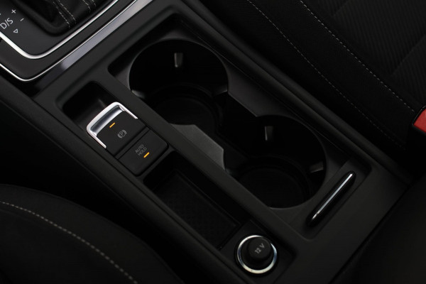 Volkswagen Golf 2.0 TSI 4Motion R *Pano*Dynaudio*DCC*Keyless*