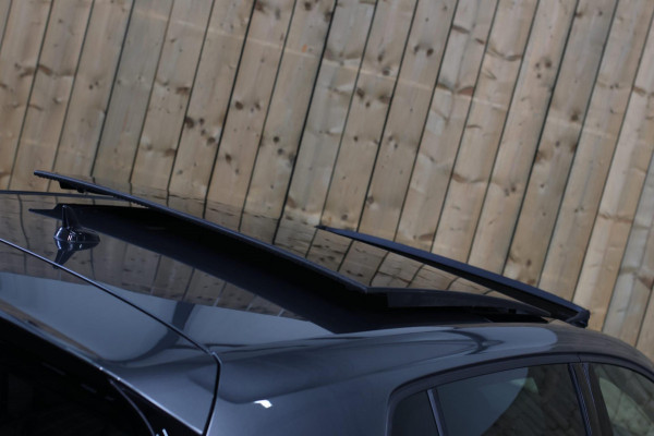 Volkswagen Golf 2.0 TSI 4Motion R *Pano*Dynaudio*DCC*Keyless*