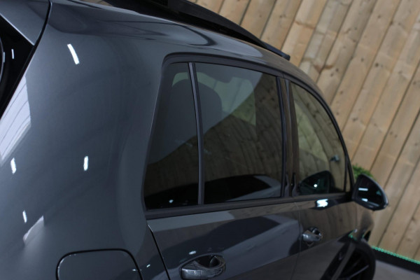 Volkswagen Golf 2.0 TSI 4Motion R *Pano*Dynaudio*DCC*Keyless*