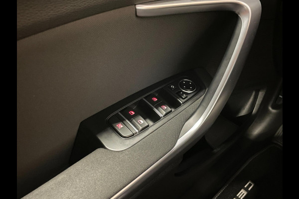 Kia Ceed 1.5 T-GDi MHEV DynamicLine|160PK|AUTOMAAT|ACC|APPLE CARPLAY/ANDROID|CAMERA|CRUISE|CLIMATE|NAVIGATIE|PDC|INCL.BTW|1e EIG|
