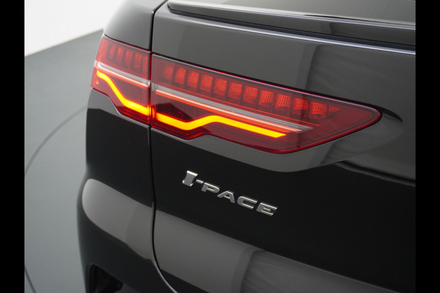 Jaguar I-PACE EV400pk SE 90kWh AWD Leer+Elektr. Meridian®-Audio Apple Carplay Android Auto Navi Led-v+a Ecc Camera Cruise Control Keyless Pdc Lmv Led Bordherkenning Elektrische-Achterklep koplampreiniging Lane-Assist App-Connect ECT Voorverwarming/koeling WiFi DigiDash DAB 4WD 1e Eigenaar Origineel Nederlandse Auto € 90.000 nieuw!