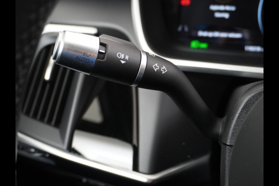 Jaguar I-PACE EV400pk SE 90kWh AWD Leer+Elektr. Meridian®-Audio Apple Carplay Android Auto Navi Led-v+a Ecc Camera Cruise Control Keyless Pdc Lmv Led Bordherkenning Elektrische-Achterklep koplampreiniging Lane-Assist App-Connect ECT Voorverwarming/koeling WiFi DigiDash DAB 4WD 1e Eigenaar Origineel Nederlandse Auto € 90.000 nieuw!