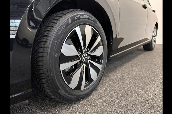 Volkswagen Golf 1.5 eTSI Goal AUT NAV FL Navigatie Apple Carplay/Android Auto Parkeersensoren Adaptive Cruise Control Stoelverwarming Full Led Climate Control Virtual Cockpit