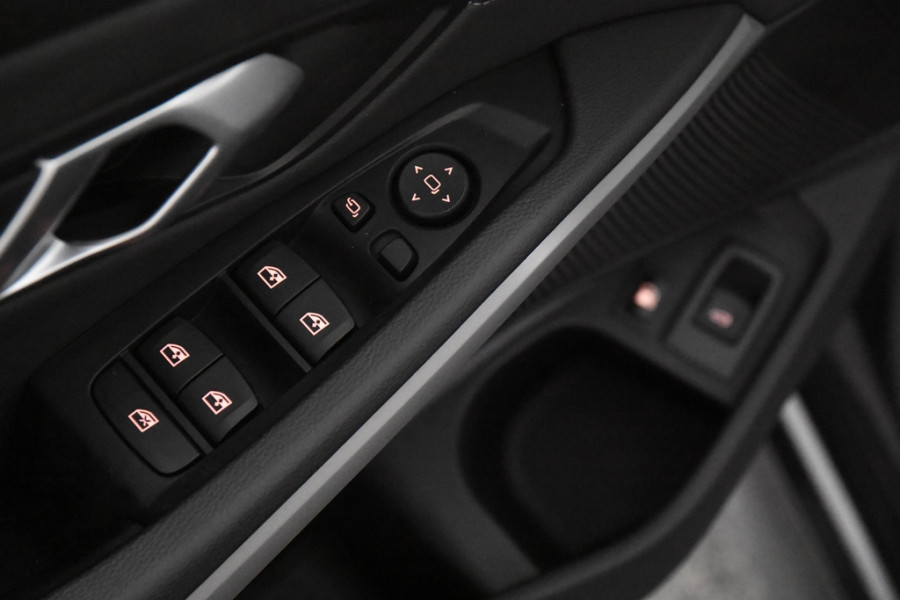 BMW 3-serie 330e Touring *1ste Eigenaar*Leer*Navigatie*