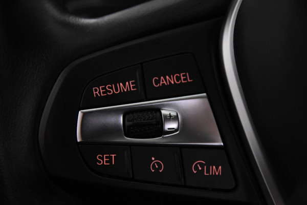 BMW 3-serie 330e Touring *1ste Eigenaar*Leer*Navigatie*