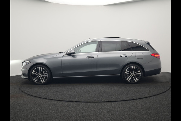 Mercedes-Benz C-Klasse Estate 300 e Avantgarde Plug In Hybrid 313pk Dealer O.H PHEV | Panodak | Adaptive Cruise | 360 Camera | Digital Light | Lederen Sportstoelen Verwarmd | Keyless | Navigatie | Virtual | DAB+ | 18" L.M |