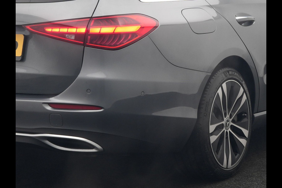 Mercedes-Benz C-Klasse Estate 300 e Avantgarde Plug In Hybrid 313pk Dealer O.H PHEV | Panodak | Adaptive Cruise | 360 Camera | Digital Light | Lederen Sportstoelen Verwarmd | Keyless | Navigatie | Virtual | DAB+ | 18" L.M |