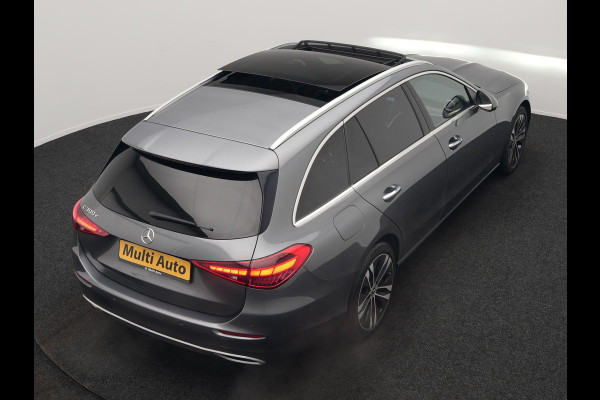 Mercedes-Benz C-Klasse Estate 300 e Avantgarde Plug In Hybrid 313pk Dealer O.H PHEV | Panodak | Adaptive Cruise | 360 Camera | Digital Light | Lederen Sportstoelen Verwarmd | Keyless | Navigatie | Virtual | DAB+ | 18" L.M |