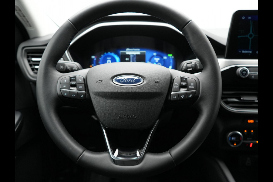 Ford Kuga 2.5 Titanium Plug In Hybrid 225pk PHEV | Adaptive Cruise | 360 Camera | Voorstoelen Verwarmd | Keyless | Blis | Virtual | Navigatie | DAB |