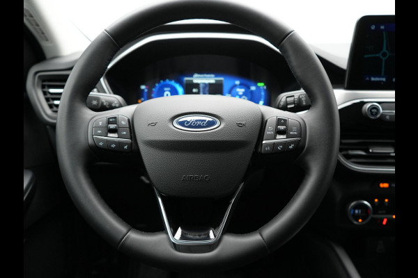 Ford Kuga 2.5 Titanium Plug In Hybrid 225pk PHEV | Adaptive Cruise | 360 Camera | Voorstoelen Verwarmd | Keyless | Blis | Virtual | Navigatie | DAB |