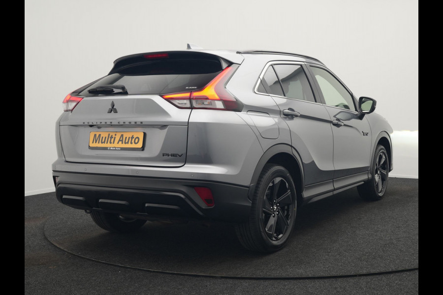 Mitsubishi Eclipse Cross 2.4 Black Edition Plug In Hybrid 188pk Dealer O.H. PHEV | Adaptive Cruise | 360 Camera | Alcantara Sportstoelen & Stuur Verwarmd | Keyless | Navi Via TomTom | Blis | Apple Carplay | DAB |