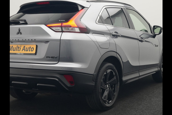 Mitsubishi Eclipse Cross 2.4 Black Edition Plug In Hybrid 188pk Dealer O.H. PHEV | Adaptive Cruise | 360 Camera | Alcantara Sportstoelen & Stuur Verwarmd | Keyless | Navi Via TomTom | Blis | Apple Carplay | DAB |