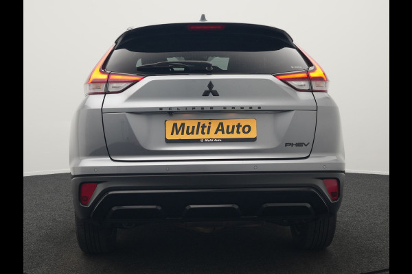 Mitsubishi Eclipse Cross 2.4 Black Edition Plug In Hybrid 188pk Dealer O.H. PHEV | Adaptive Cruise | 360 Camera | Alcantara Sportstoelen & Stuur Verwarmd | Keyless | Navi Via TomTom | Blis | Apple Carplay | DAB |