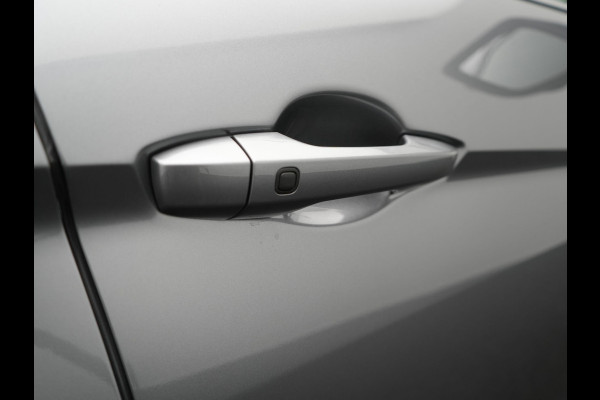 Mitsubishi Eclipse Cross 2.4 Black Edition Plug In Hybrid 188pk Dealer O.H. PHEV | Adaptive Cruise | 360 Camera | Alcantara Sportstoelen & Stuur Verwarmd | Keyless | Navi Via TomTom | Blis | Apple Carplay | DAB |