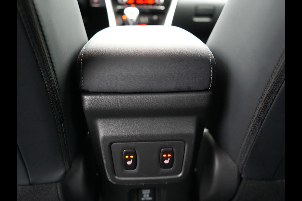 Mitsubishi Eclipse Cross 2.4 Black Edition Plug In Hybrid 188pk Dealer O.H. PHEV | Adaptive Cruise | 360 Camera | Alcantara Sportstoelen & Stuur Verwarmd | Keyless | Navi Via TomTom | Blis | Apple Carplay | DAB |