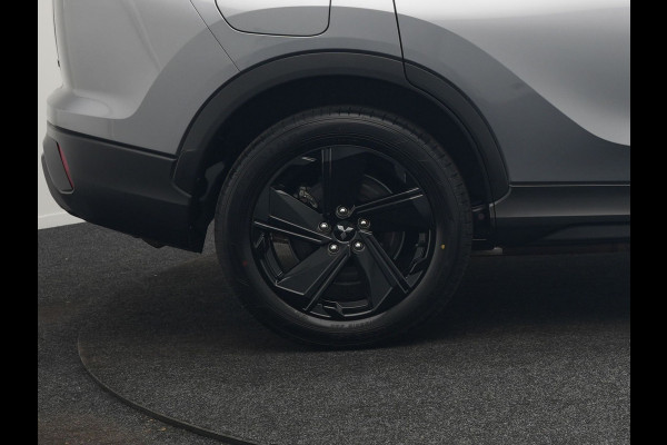 Mitsubishi Eclipse Cross 2.4 Black Edition Plug In Hybrid 188pk Dealer O.H. PHEV | Adaptive Cruise | 360 Camera | Alcantara Sportstoelen & Stuur Verwarmd | Keyless | Navi Via TomTom | Blis | Apple Carplay | DAB |