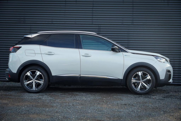 Peugeot 3008 1.6 HYbrid4 300 Première Pack Avantage GT / Pano / Stoelverwarming / Leder / Massage