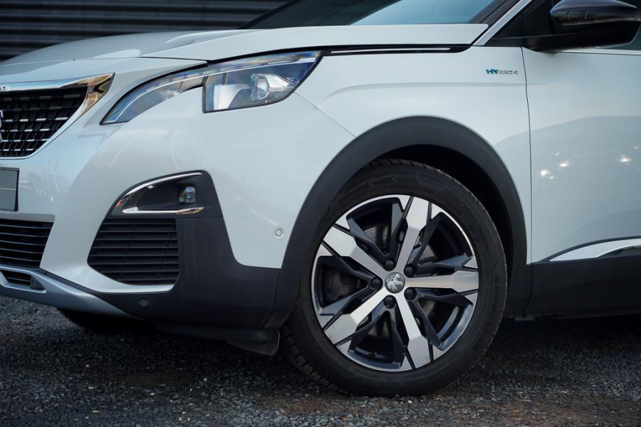 Peugeot 3008 1.6 HYbrid4 300 Première Pack Avantage GT / Pano / Stoelverwarming / Leder / Massage