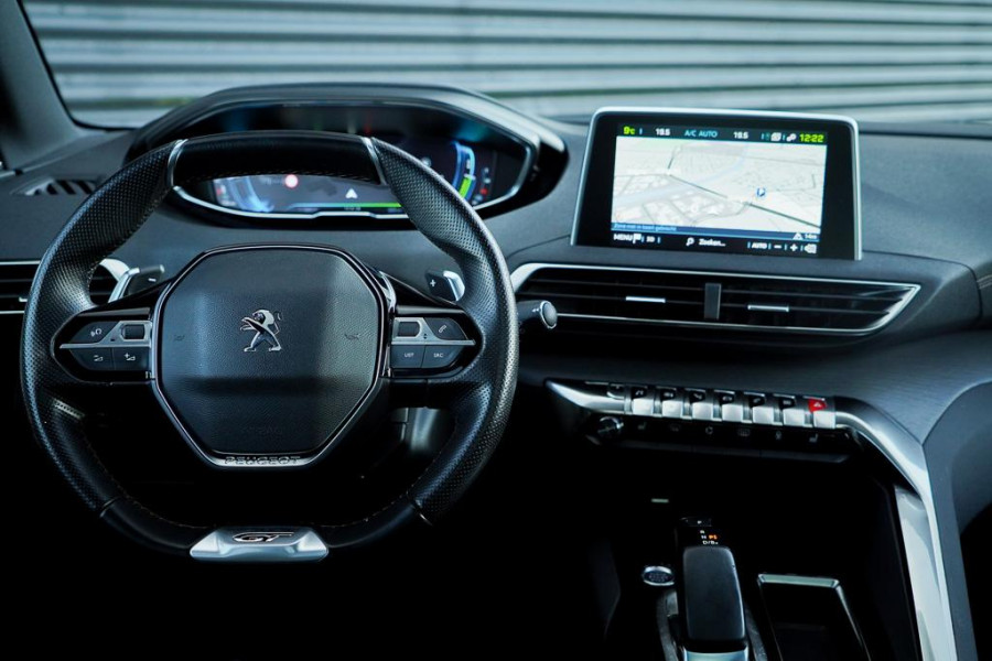 Peugeot 3008 1.6 HYbrid4 300 Première Pack Avantage GT / Pano / Stoelverwarming / Leder / Massage