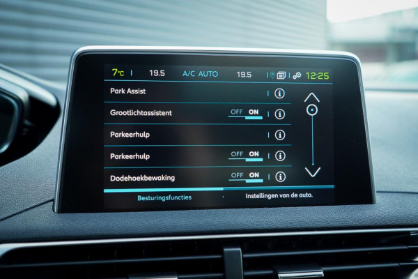 Peugeot 3008 1.6 HYbrid4 300 Première Pack Avantage GT / Pano / Stoelverwarming / Leder / Massage