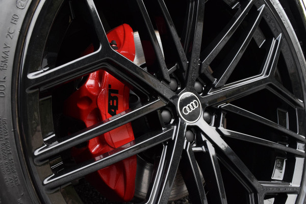 Audi Q8 55 TFSI Quattro / ***ABT***/ 23 Inch Velgen/ S-line/ Panoramadak/ Trekhaak/ 250kW (340PK)