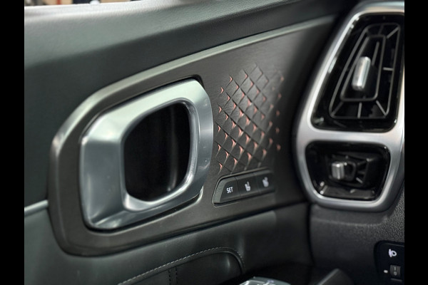 Kia Sorento 1.6 T-GDI Plug-in Hybrid 4WD ExecutiveLine 7p. | Pano | Camera | Leer | HUD | 360° Camera