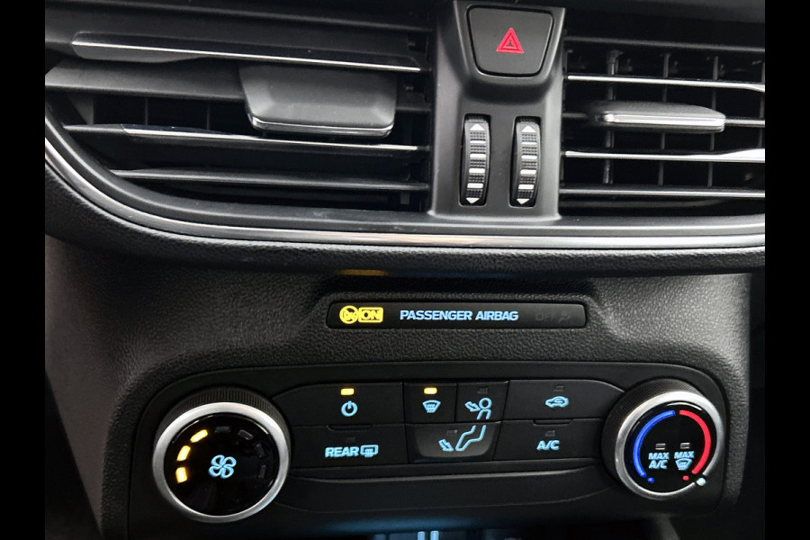 Ford FOCUS Wagon 1.5D 120PK Euro6 Active Business / Trekhaak / Navigatie / Airco / Pdc.V+A / Xenon / B&O Radio multimedia / Technology-Family Pack / Apk 06-2026