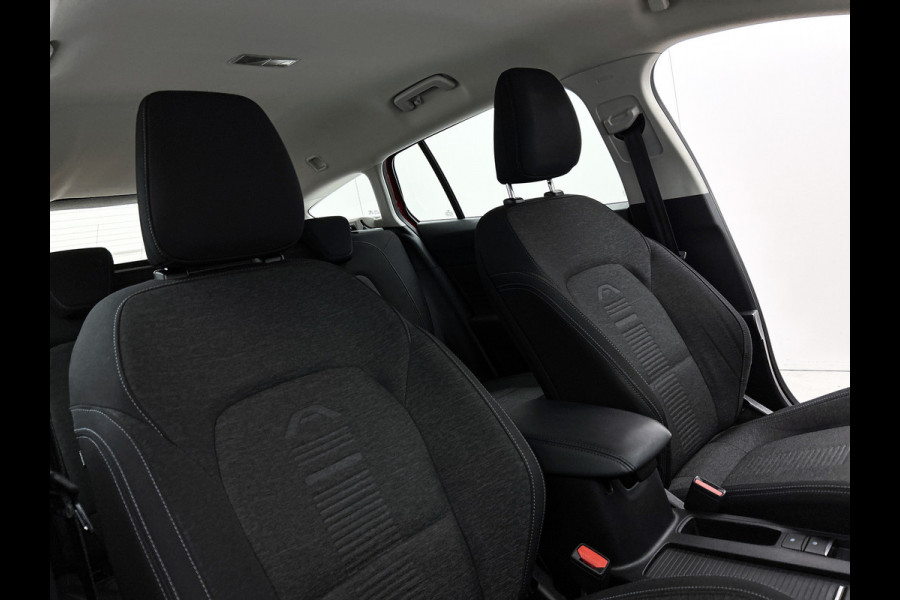 Ford FOCUS Wagon 1.5D 120PK Euro6 Active Business / Trekhaak / Navigatie / Airco / Pdc.V+A / Xenon / B&O Radio multimedia / Technology-Family Pack / Apk 06-2026