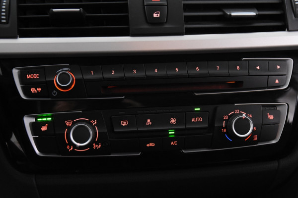 BMW 3 Serie 318i touring *1ste Eigenaar*Leer*Navigatie*Stoelverwarming*