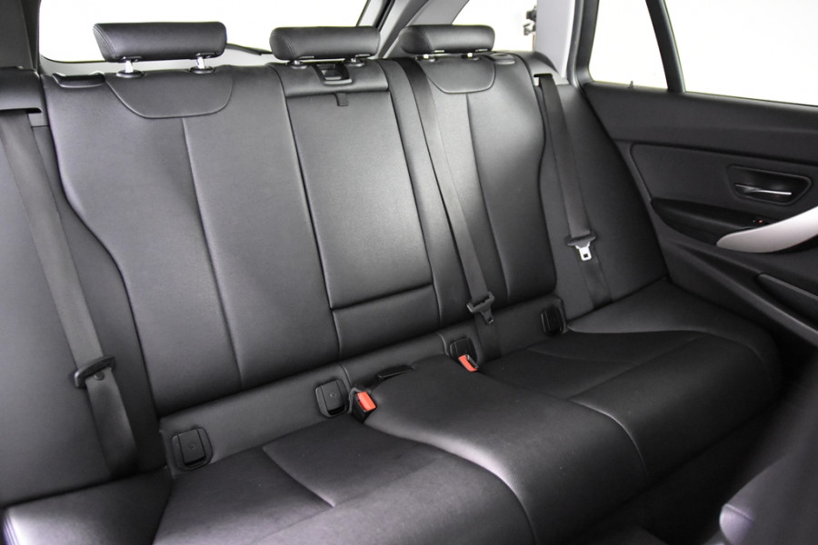 BMW 3 Serie 318i touring *1ste Eigenaar*Leer*Navigatie*Stoelverwarming*