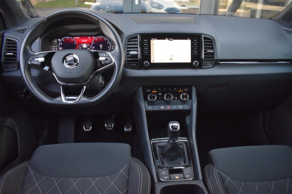 Škoda Karoq 1.5 TSI ACT Sportline | TREKHAAK | VIRTUAL | CAMERA | NAP | APPLE CARPLAY | ANDROID AUTO