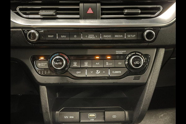 Kia e-Niro DynamicLine 64 kWh|100%SOH|FACELIFT|3-FASE|LEDER|ACC|CARPLAY/ANDROID|CAMERA|STOEL+STUURVERW|IN. BTW|1e EIG|NL-AUTO|NAP|