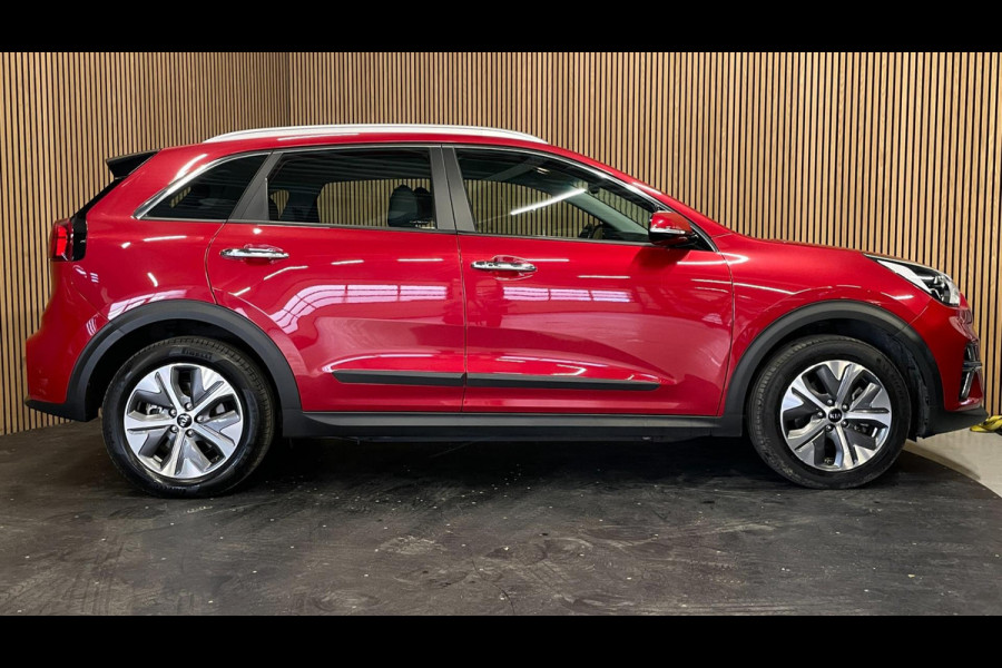 Kia e-Niro DynamicLine 64 kWh|100%SOH|FACELIFT|3-FASE|LEDER|ACC|CARPLAY/ANDROID|CAMERA|STOEL+STUURVERW|IN. BTW|1e EIG|NL-AUTO|NAP|