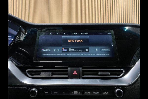 Kia e-Niro DynamicLine 64 kWh|100%SOH|FACELIFT|3-FASE|LEDER|ACC|CARPLAY/ANDROID|CAMERA|STOEL+STUURVERW|IN. BTW|1e EIG|NL-AUTO|NAP|