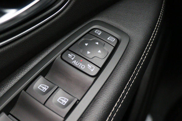 Renault Grand Scénic 1.3 TCe Limited 7p. Climate, Cruise, Apple Carplay, PDC, Rijstrooksensor, Trekhaak, 20''