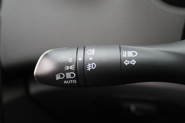 Renault Grand Scénic 1.3 TCe Limited 7p. Climate, Cruise, Apple Carplay, PDC, Rijstrooksensor, Trekhaak, 20''