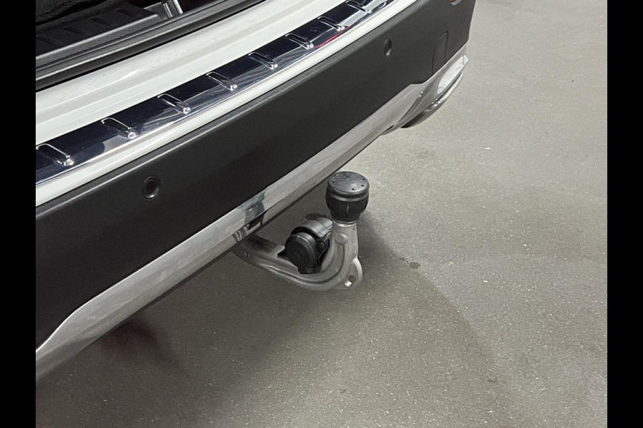 Mercedes-Benz GLA 180 Trekhaak | Open dak | Cruise control | Navigatie | Stoel-/stuurverwarming | Achteruitrij camera