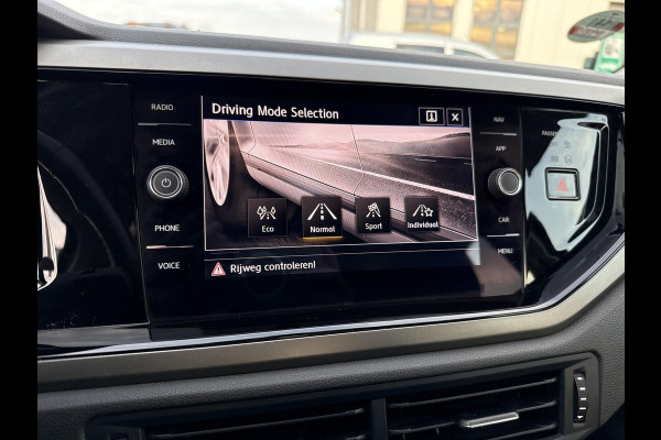 Volkswagen Polo 1.0 TSI Comfortline Business Apple Carplay | Android Auto |  Achteruitrijcamera | DCC |