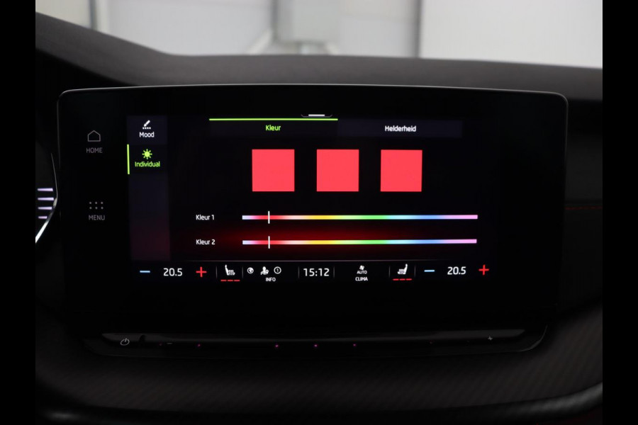 Škoda Octavia 1.4 TSI RS iV PHEV | Stoelverwarming | Head-Up | Matrix LED | Sfeerverlichting | Adaptive cruise | Side Assist | Carplay | Sportstoelen | Achterbankverwarming | Camera | Navigatie | Plug In