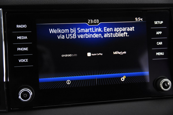 Škoda Karoq 1.5 TSI Ambition *1ste Eigenaar*Parkassist*Trekhaak*