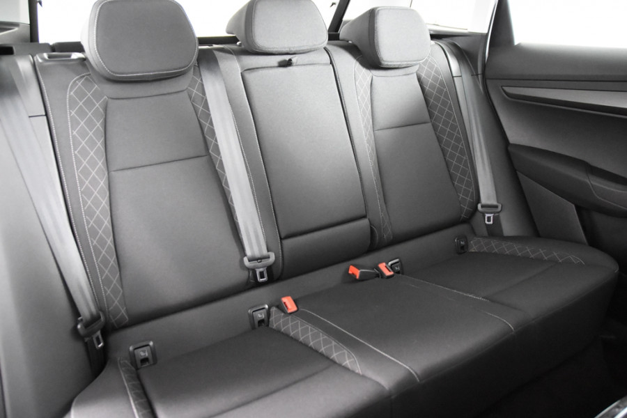 Škoda Karoq 1.5 TSI Ambition *1ste Eigenaar*Parkassist*Trekhaak*