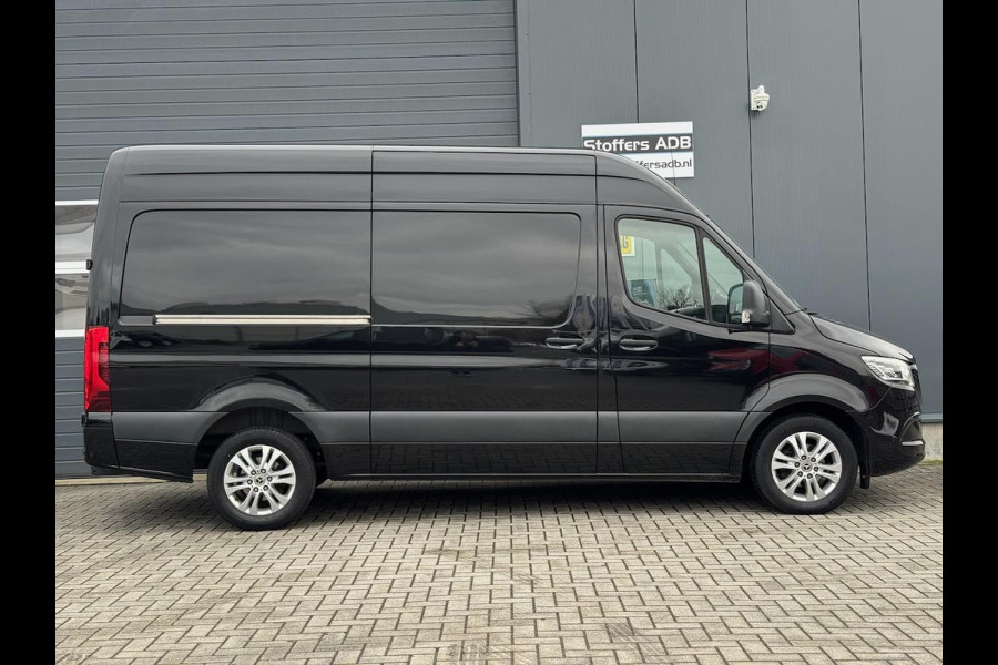 Mercedes-Benz Sprinter 319 3.0 CDI V6 L2H2 Automaat | Navi | Cruise | LED | Airco | Lichtmetaal | Trekhaak 3500KG | PDC | Camera